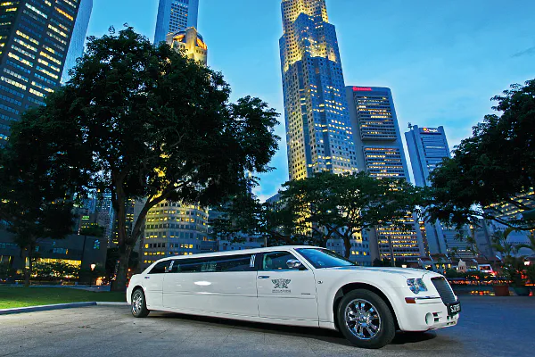 Seek The Assistance Of Limousine Service Toronto To Develop Your Business Image