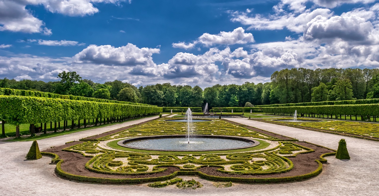 The Best Hamilton Parks and Gardens to Visit with a Limo Service